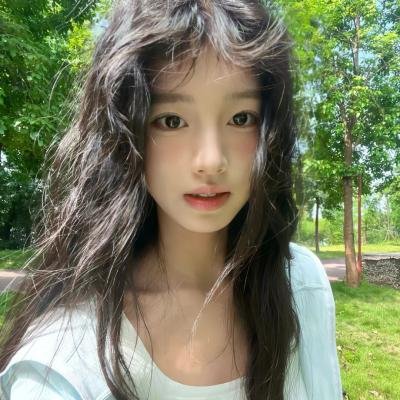 野女孩